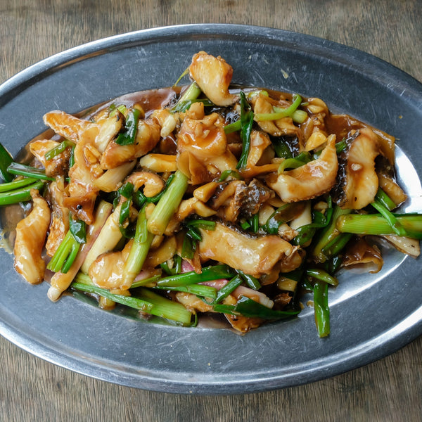 Free Range Chicken Breast stir-fry with tarragon, garlic & ginger (quick frozen, un-aged).